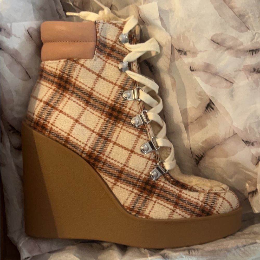 Jessica Simpson Booties